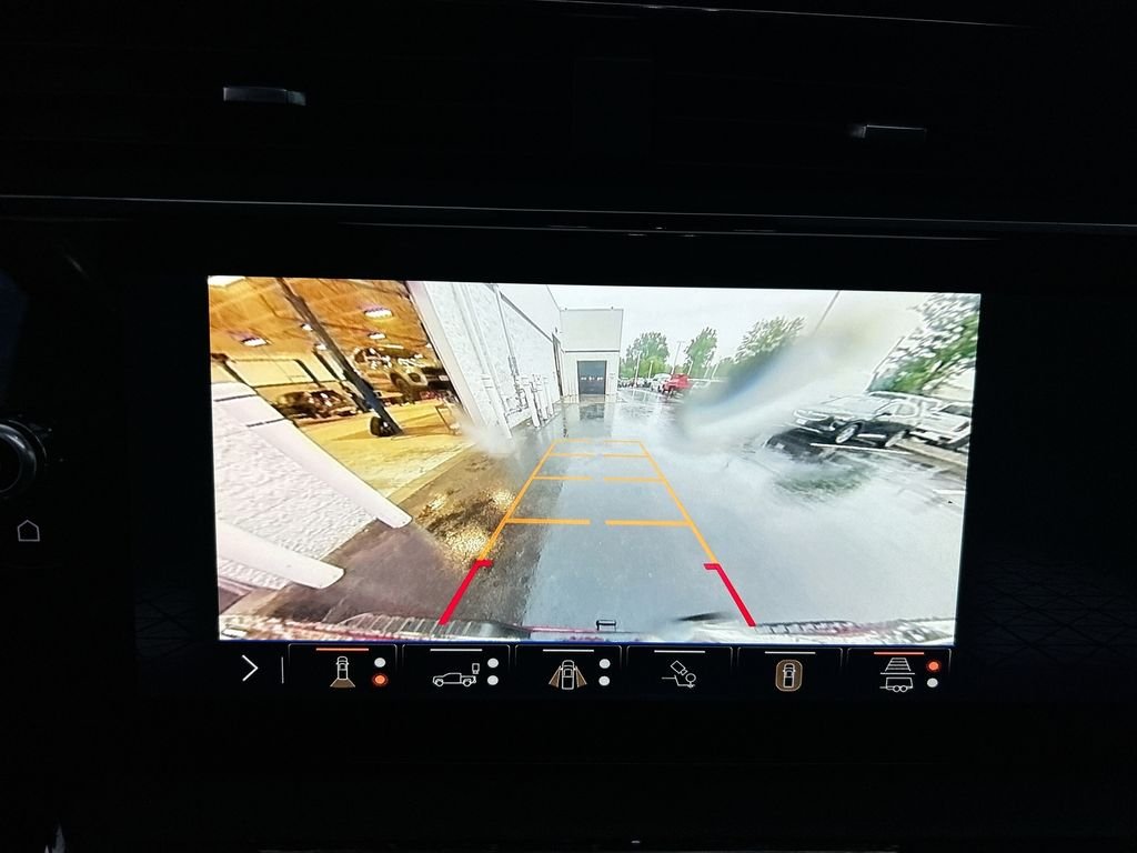 Used 2024 Red GMC AT4 image 18