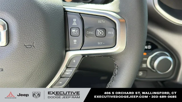 New 2026 Diamond Black Crystal Pearl-Coat Exterior Paint RAM Big Horn/Lone Star image 12