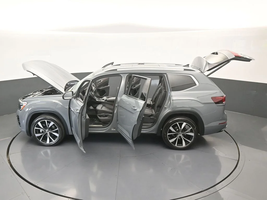 Used 2025 Gray Volkswagen 2.0T SEL Premium R-Line image 59