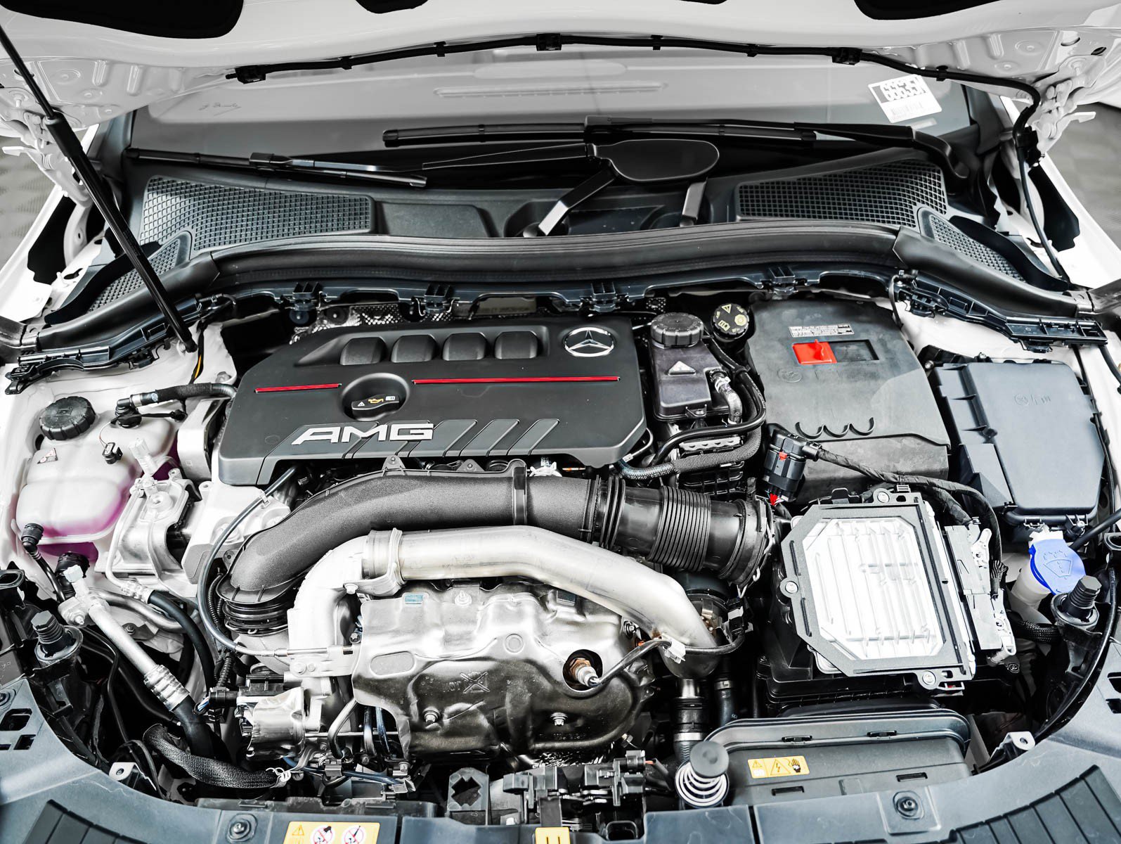 New 2026 Polar White Mercedes-Benz AMG® GLA 35 4MATIC® SUV image 3