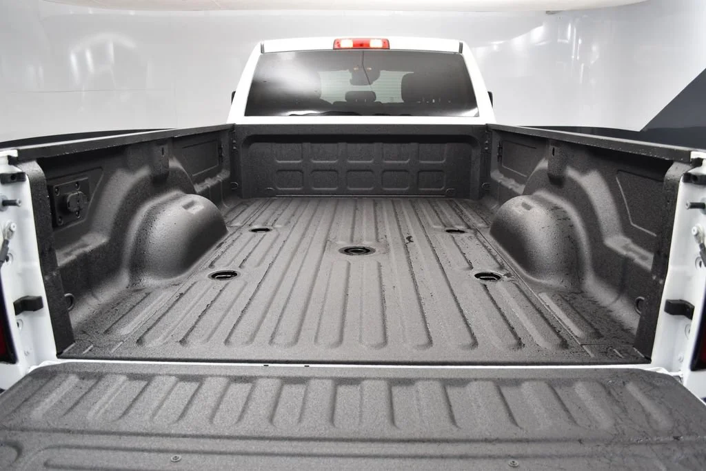 New 2026 Bright White Clear-Coat Exterior Paint RAM Big Horn image 32
