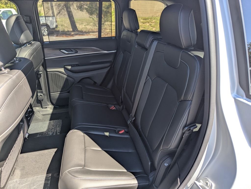 2025 Jeep Grand Cherokee Limited - Photo 32