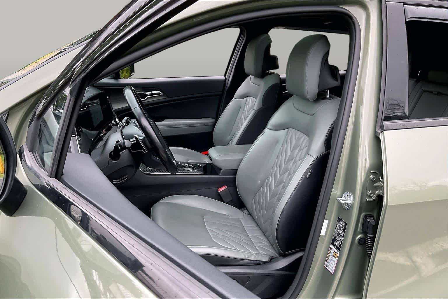 Pre-Owned 2023 Kia Sportage Plug-In Hybrid X-Line Prestige