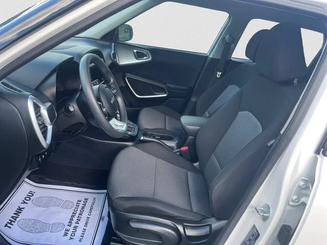 Used 2024 Snow White Pearl Kia LX image 9