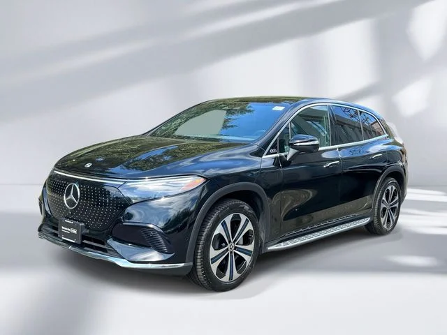 Certified 2023 Mercedes-Benz EQS SUV Base with VIN 4JGDM2EB6PA005232 for sale in Roslyn, NY
