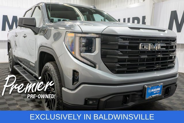 Used 2023 Sterling Metallic GMC Elevation image 4