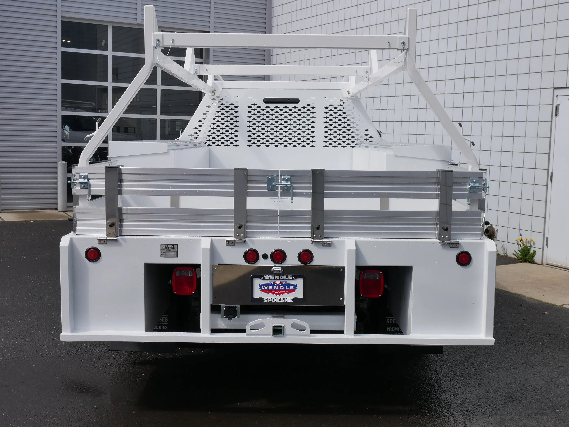 New 2025 Oxford White Ford XL image 22