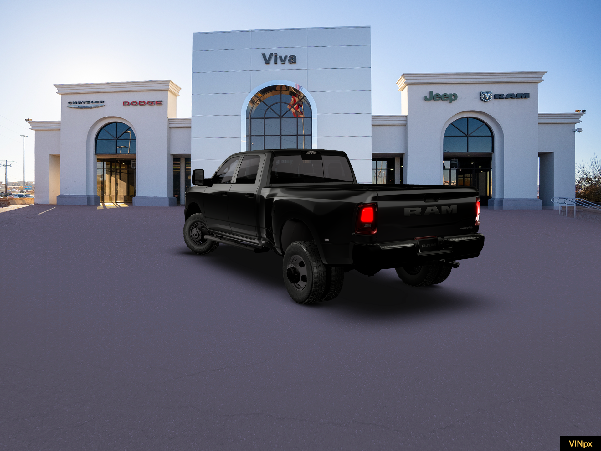 New 2026 Diamond Black Crystal Pearl-Coat Exterior Paint RAM Tradesman image 5