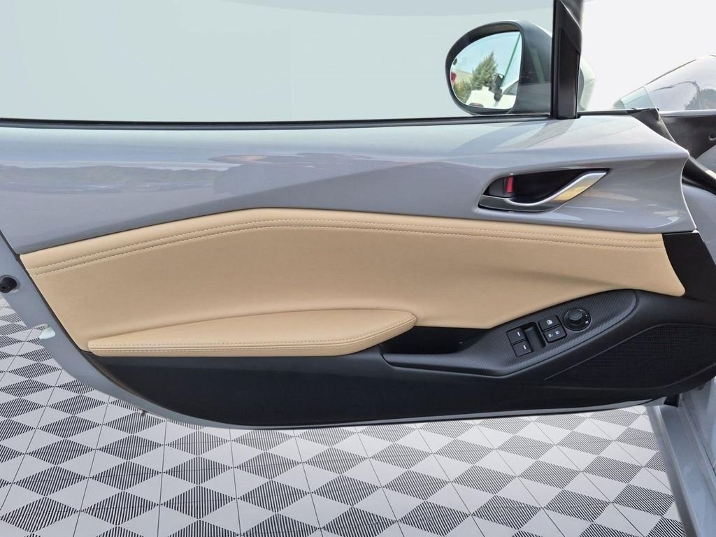 Certified Used 2024 Aero Gray Mazda Grand Touring image 9