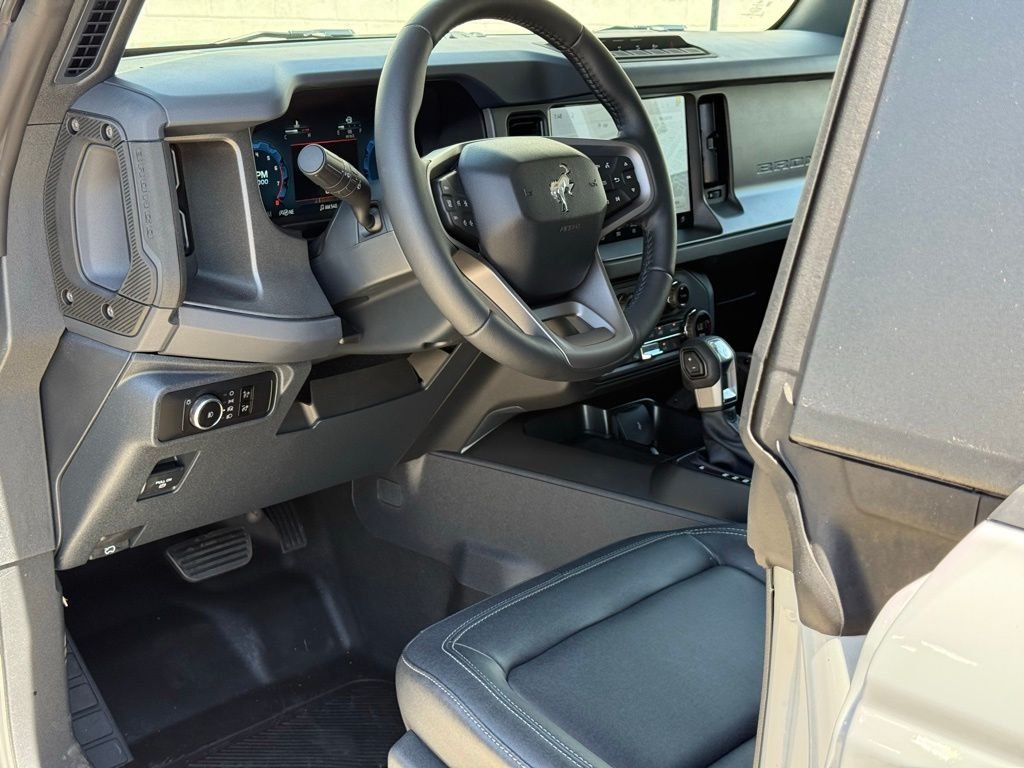 New 2026 Avalanche Gray Ford Badlands® image 6
