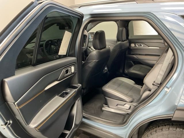 New 2026 Vapor Blue Metallic Ford Tremor® image 18
