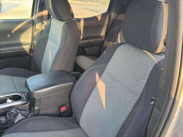 Certified Used 2021 SILVER SKY METALLIC Toyota  image 28