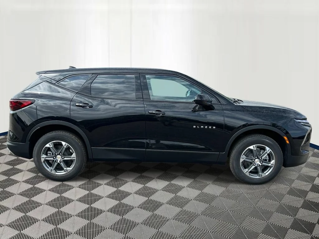 2026 Chevrolet Blazer 2LT - Photo 6