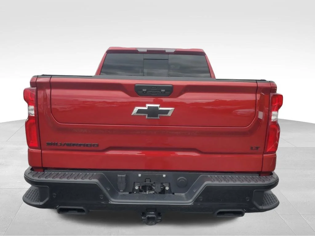 Used 2025 Red Chevrolet LT Trail Boss image 4