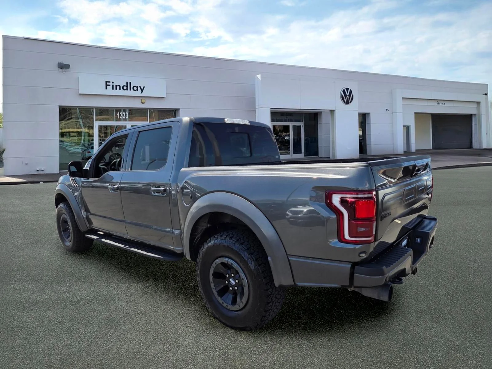Used 2018 Gray Ford Raptor image 4