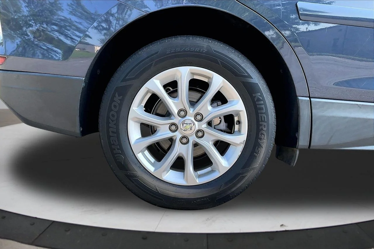 Used 2018 Blue Chevrolet LT image 36