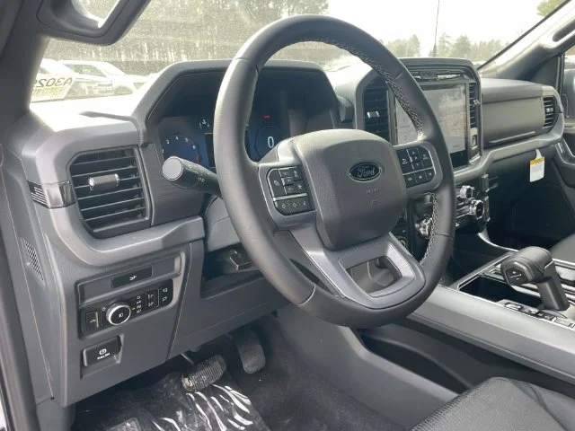New 2026 White Ford XLT image 16