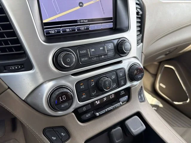 Used 2019 PEPPERDUST METALLIC GMC SLT Standard Edition image 27