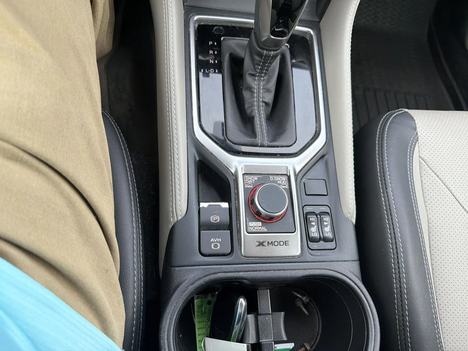 Used 2020 Horizon Blue Pearl Subaru Limited image 13