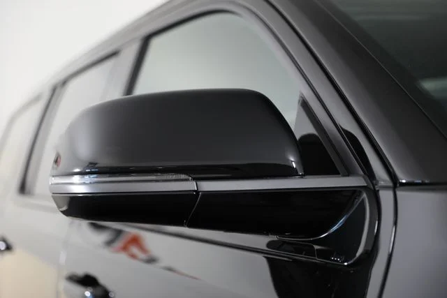 New 2026 High Gloss Black Exterior Paint Jeep Limited Altitude image 30