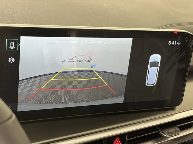 New 2026 Wolf Gray Kia S image 17