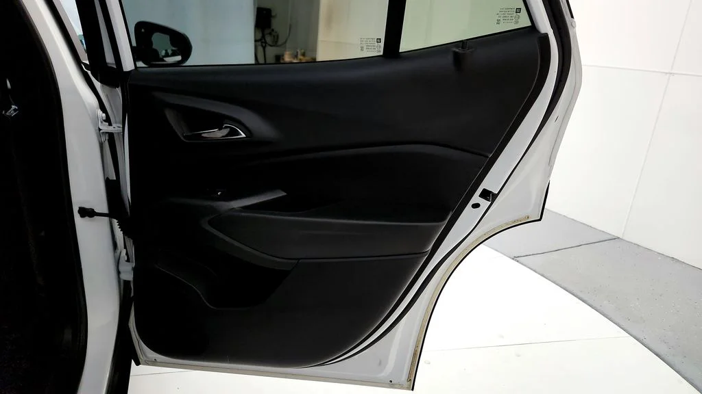Used 2024 White Chevrolet 1RS image 19