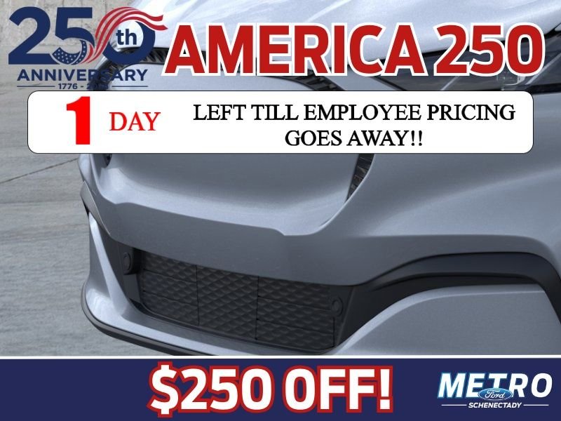 New 2026 Glacier Gray Metallic Tri-coat Ford Select image 17