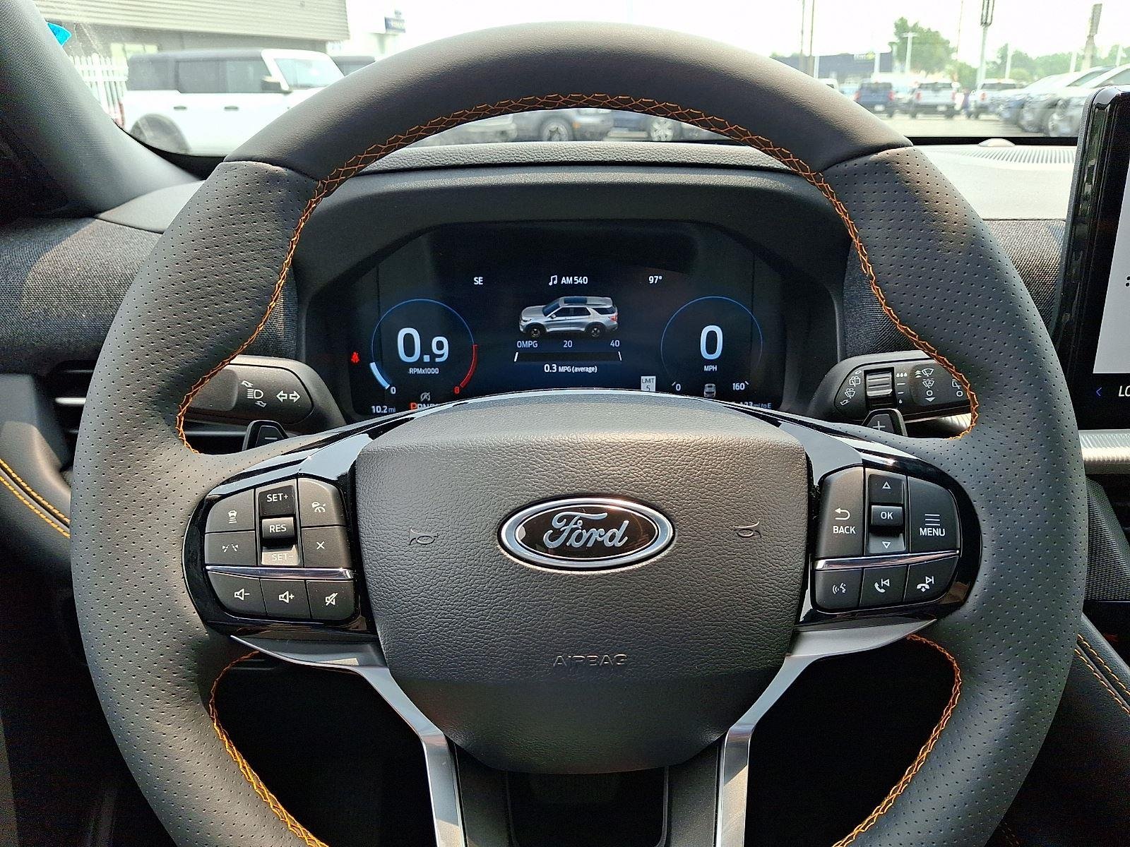 New 2026 Star White Metallic Tri-Coat Ford Tremor® image 13