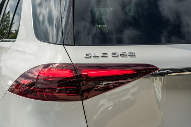 New 2026 Polar White Mercedes-Benz GLE 350 image 6