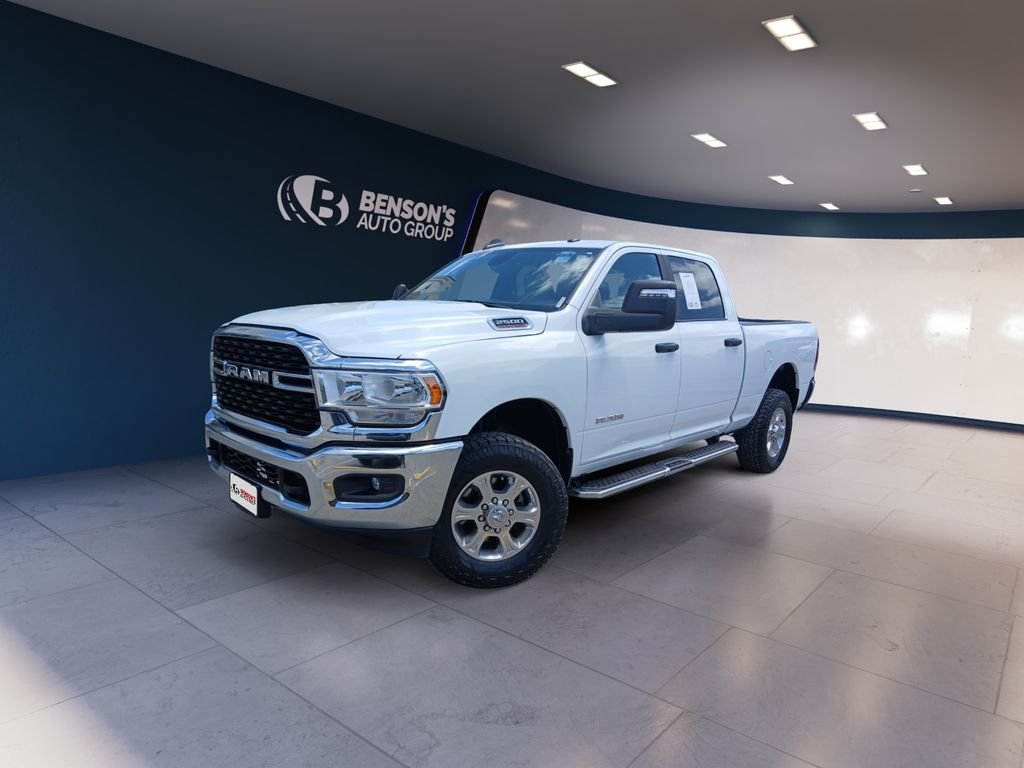 Used 2024 White Ram Big Horn image 8
