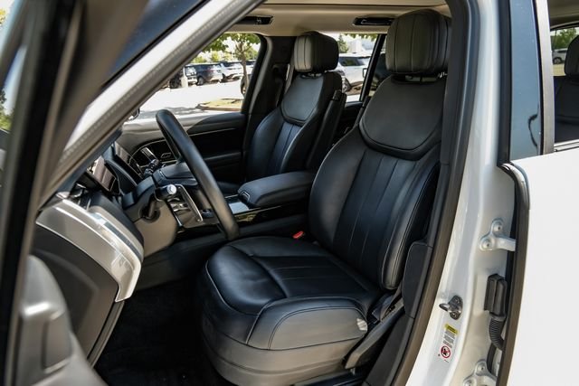 Used 2022 Fuji White Land Rover SE image 46