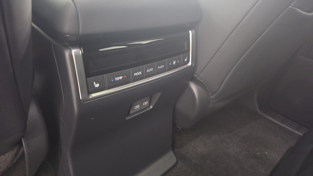 Certified Used 2024  Lexus 550 Premium+ image 21