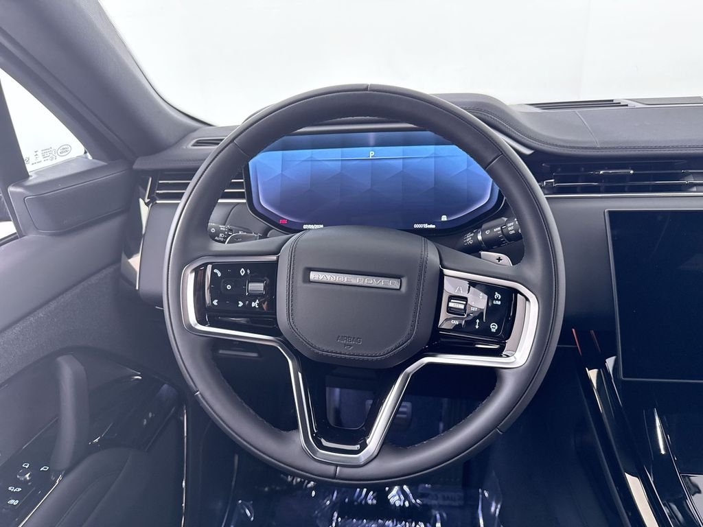 New 2026 SANTORN BLK MET Land Rover SE image 14
