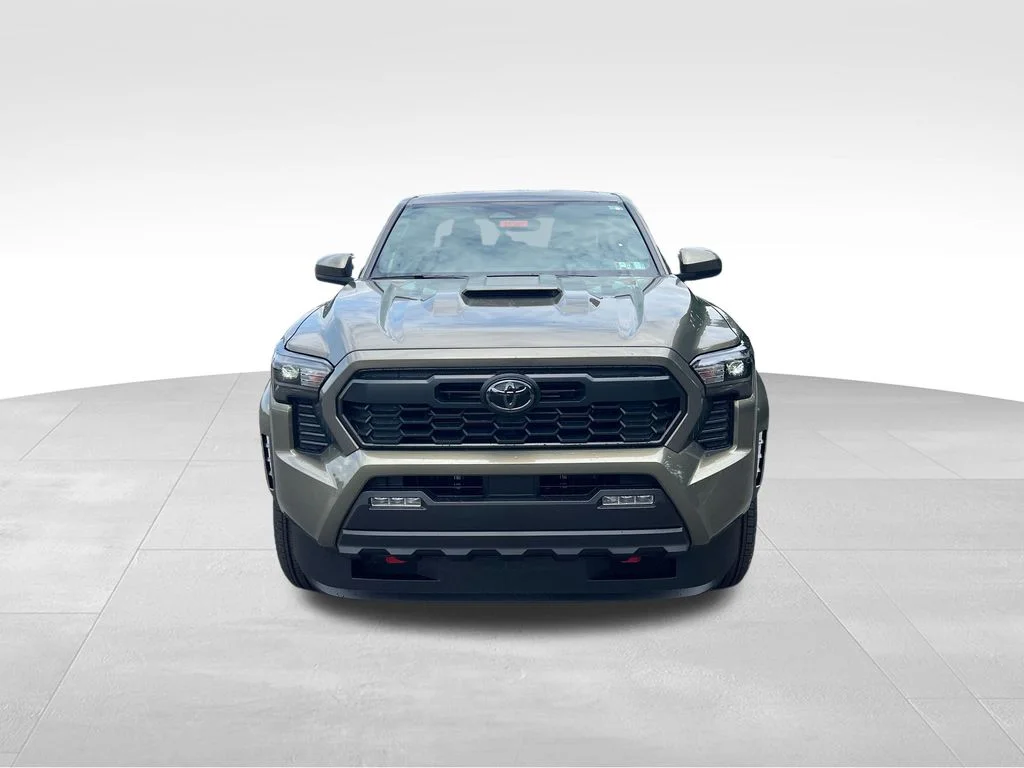 2026 Toyota Tacoma TRD Sport - Photo 8