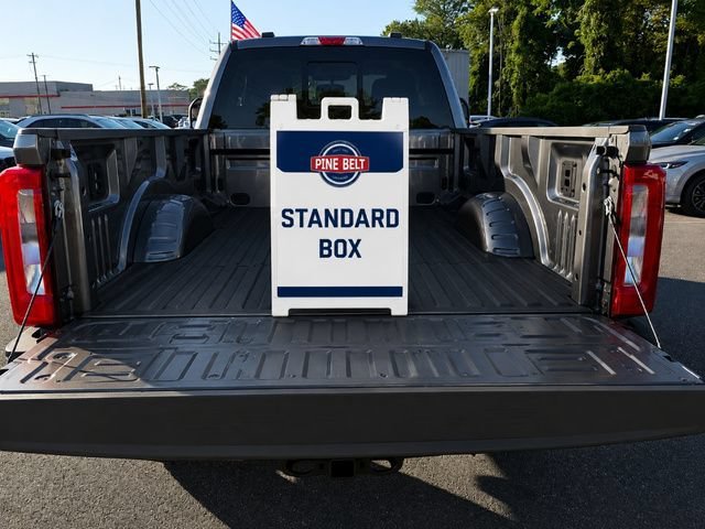 2024 Ford F-350 Super Duty XLT - Photo 6