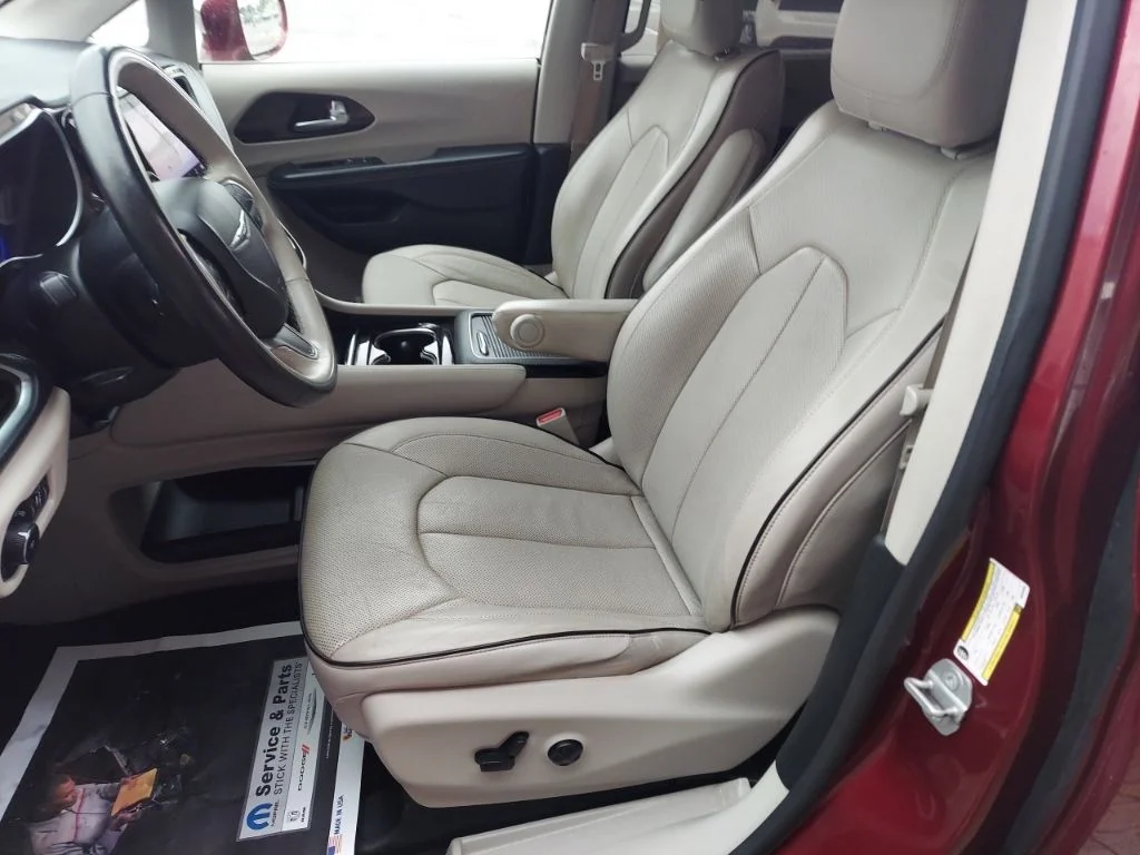 Certified Used 2021 Red Chrysler Limited image 17