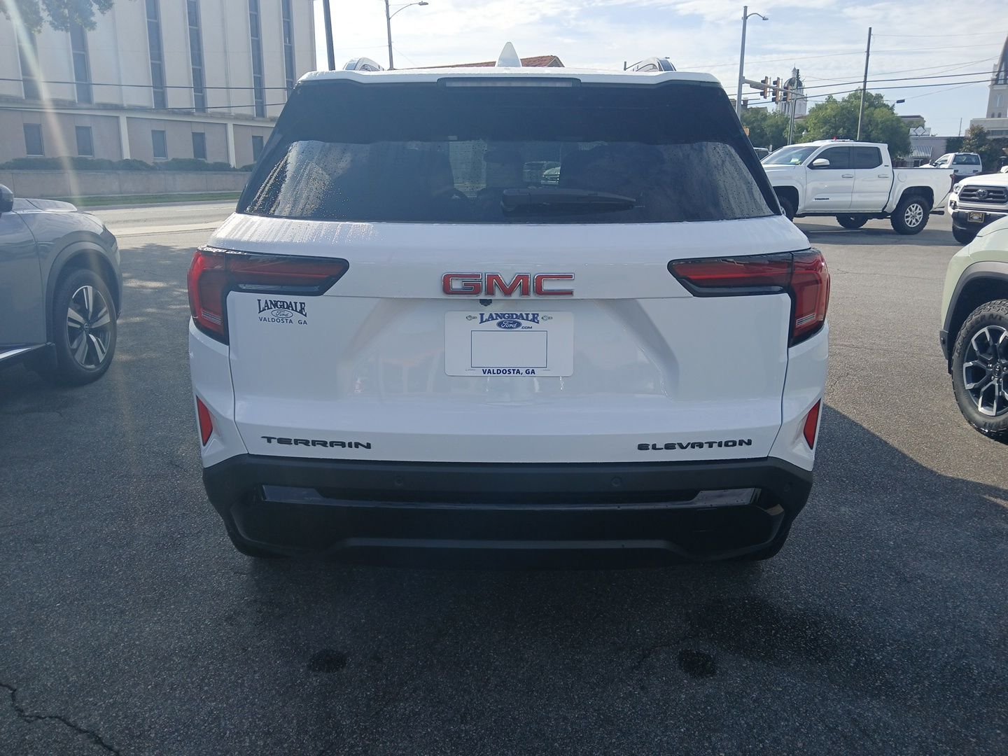 Used 2026 Summit White GMC Elevation image 5