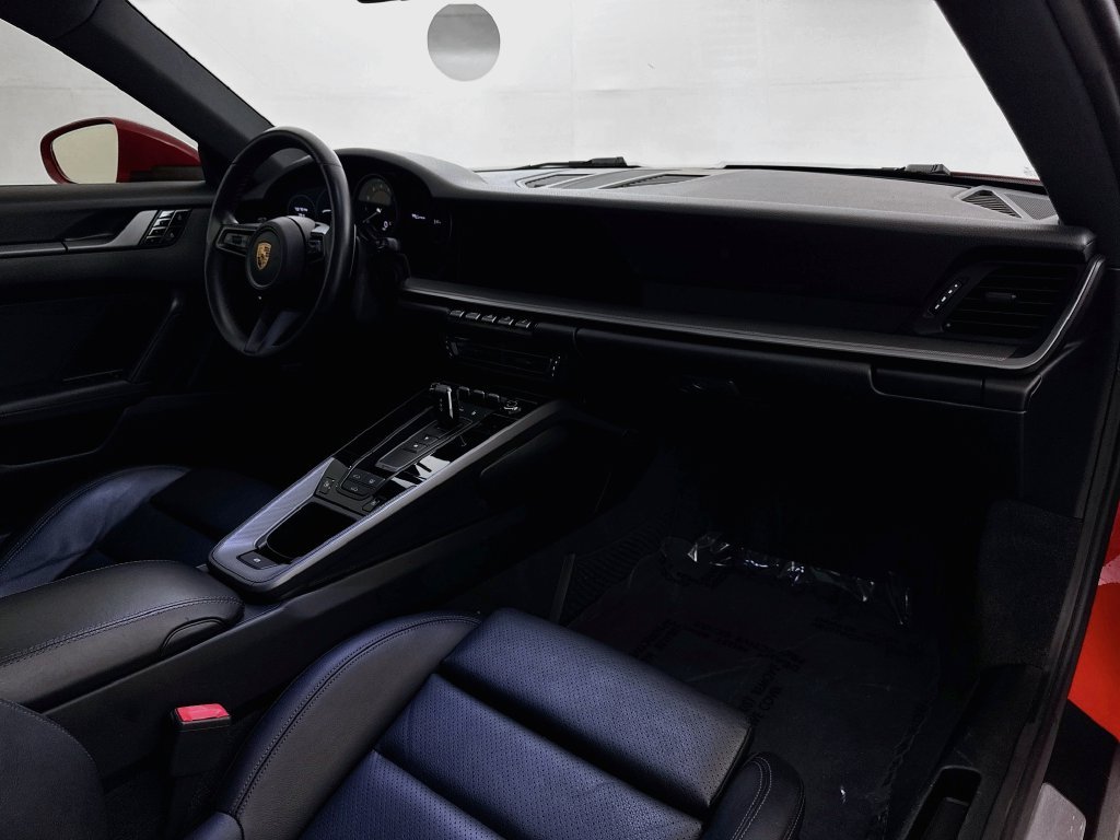 Used 2020  Porsche Carrera image 29