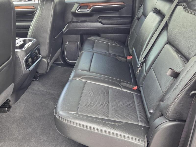 Used 2022 Onyx Black GMC 4WD CREW CAB 147" DENALI image 13