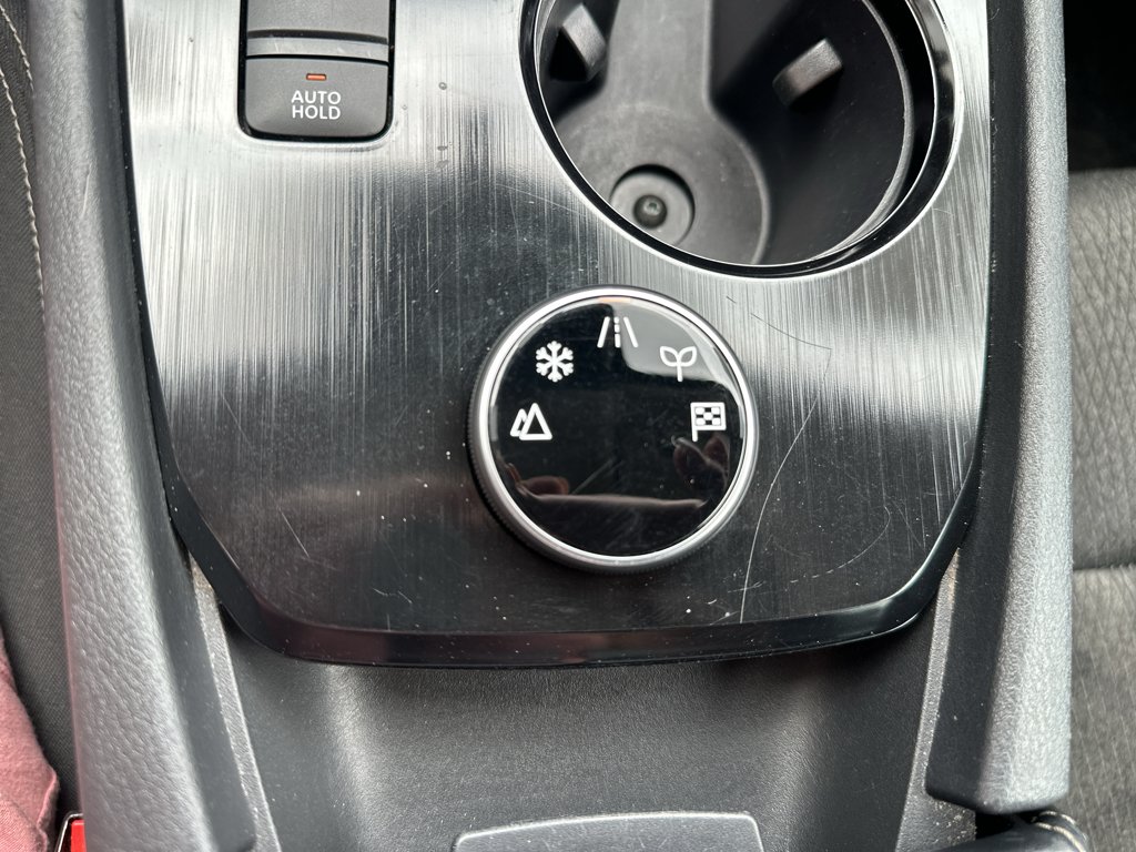 Used 2024 Brilliant Silver Metallic Nissan SV image 23