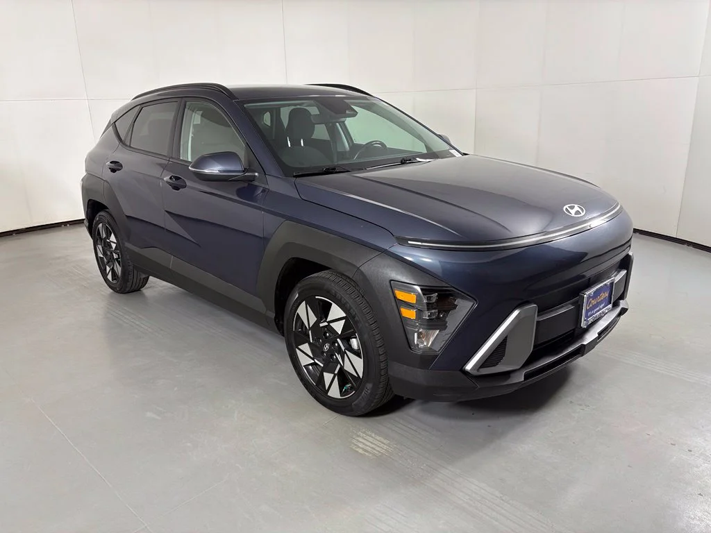 Used 2024 Blue Hyundai SEL image 2
