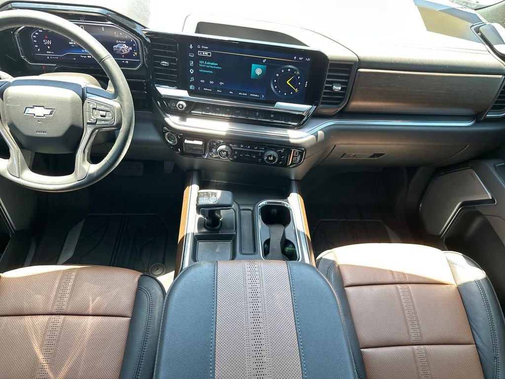 2025 Chevrolet Silverado 1500 High Country - Photo 17