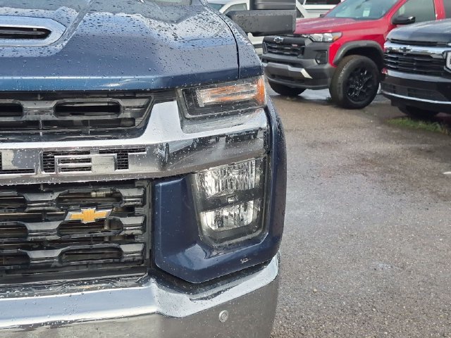 Used 2022 NORTHSKY BLUE METALLIC Chevrolet LT image 10