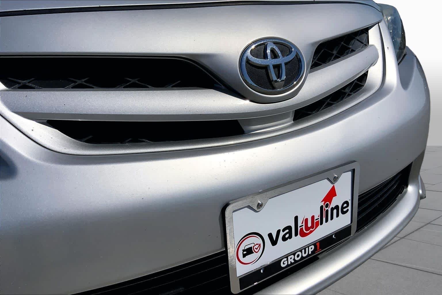 Used 2013 Classic Silver Metallic Toyota S image 28
