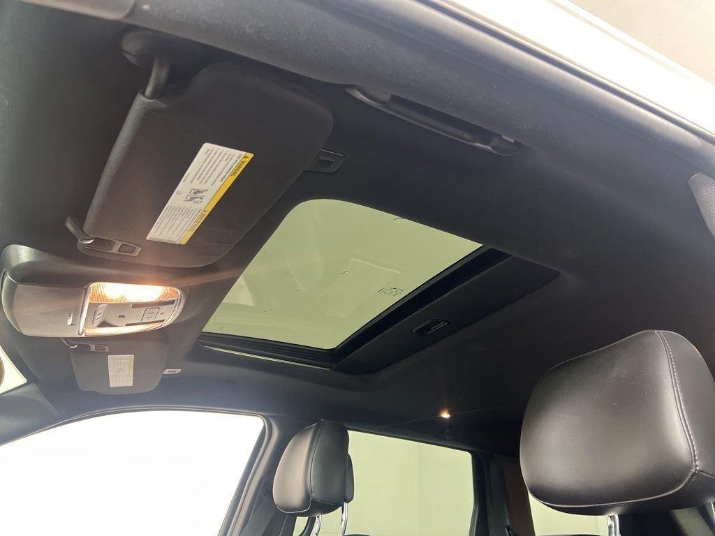 Used 2020 Bright White Clearcoat Jeep Limited image 11