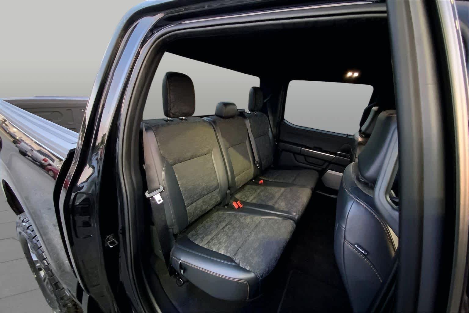 Used 2023 Agate Black Metallic Ford Tremor image 17