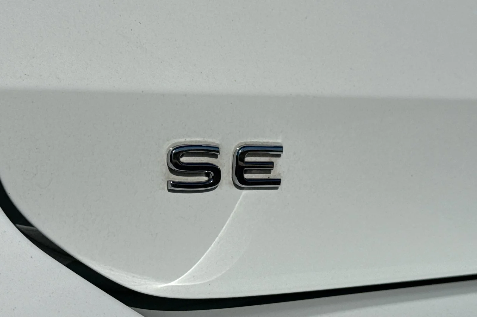 Used 2022 White Volkswagen 1.5T SE image 31