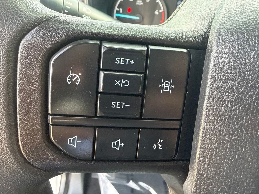 Used 2024 Oxford White Ford XLT image 16