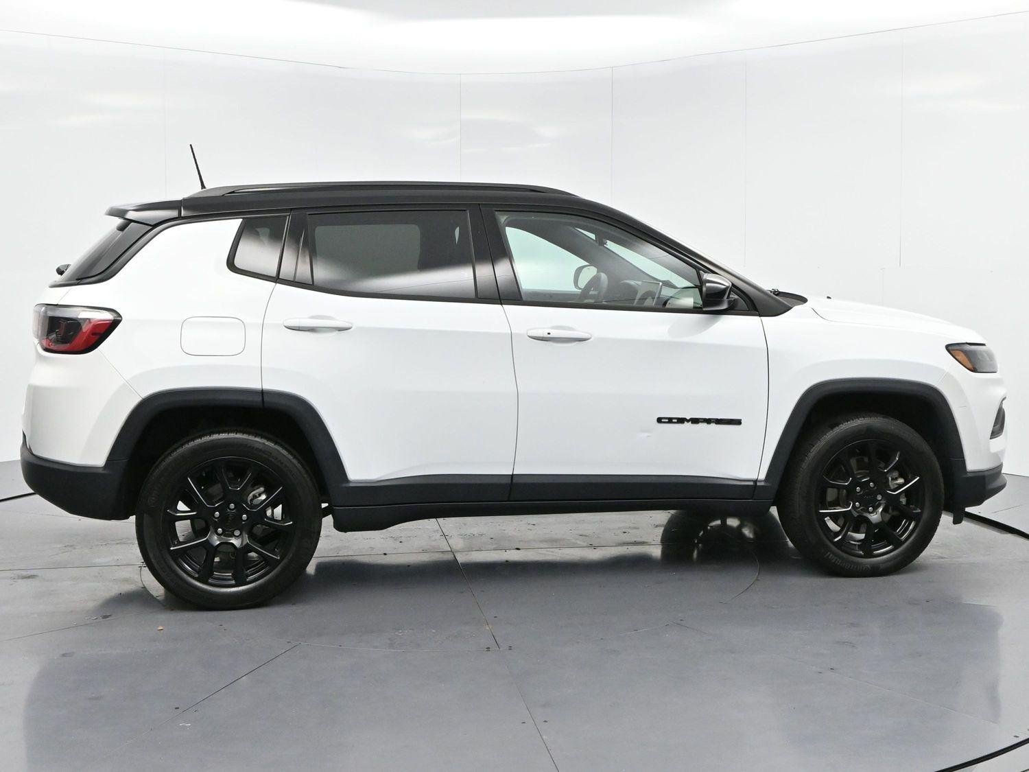 Used 2023 Bright White Clearcoat Jeep Altitude image 8