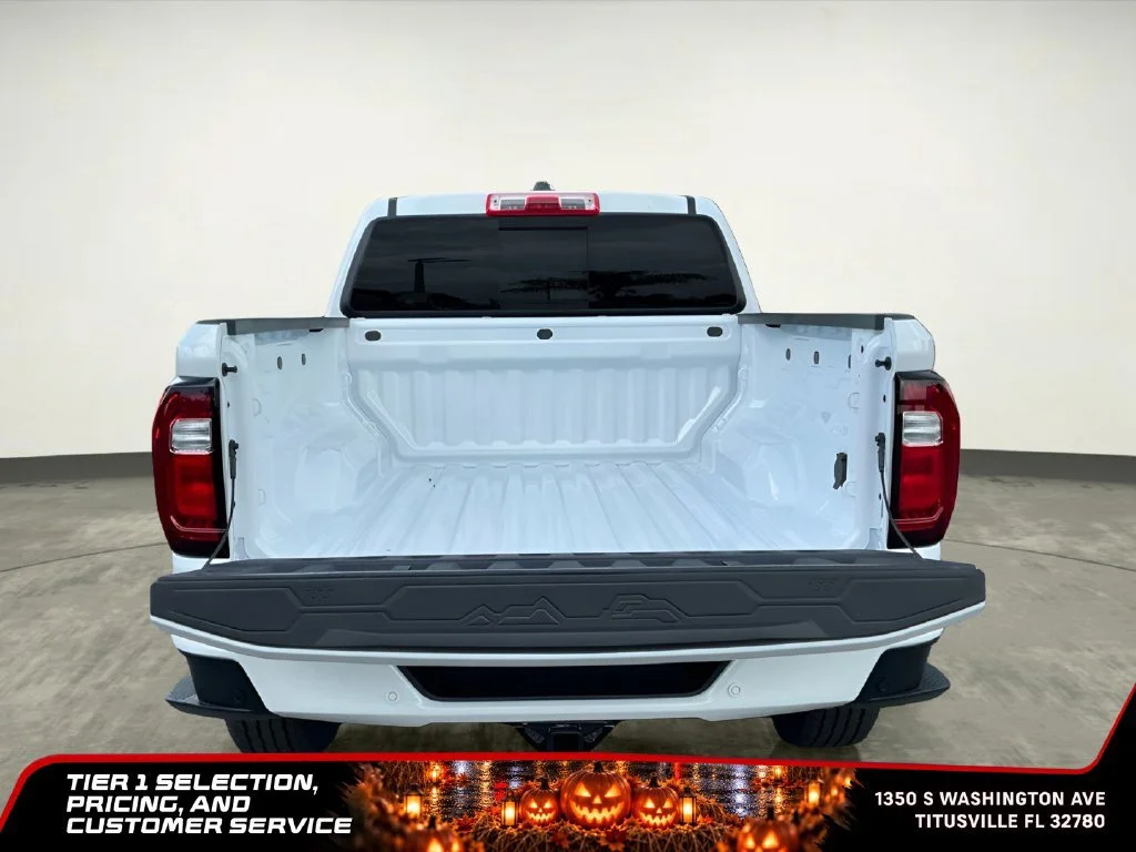 New 2026 Summit White GMC Elevation image 9